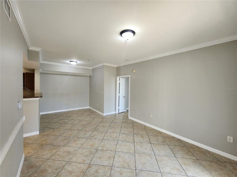 出租: $1,499 (2 贝兹, 2 浴室, 947 平方英尺)