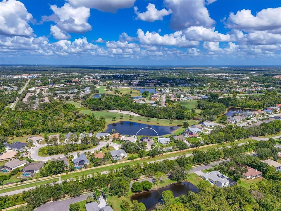 En Venta: $799,000 (3 camas, 3 baños, 2667 Pies cuadrados)