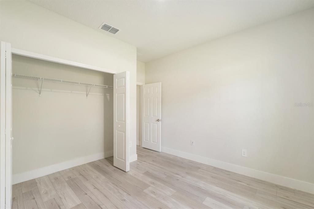 В аренду: $1,850 (3 спален, 2 ванн, 1529 Квадратных фут)