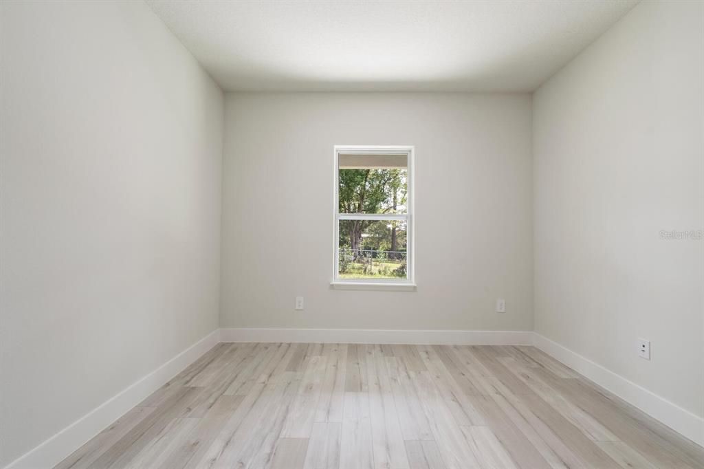 В аренду: $1,850 (3 спален, 2 ванн, 1529 Квадратных фут)