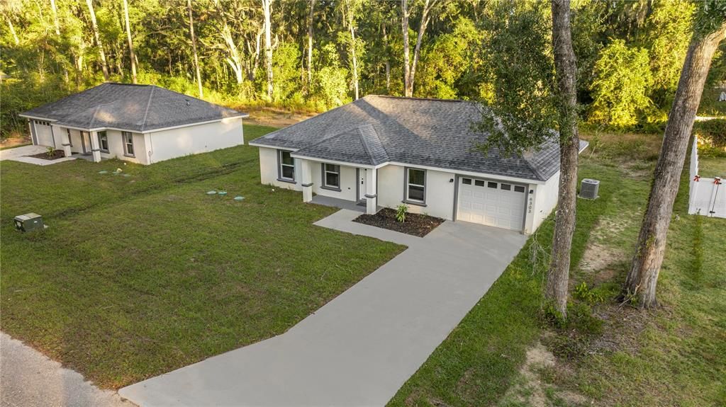 For Rent: $1,900 (3 beds, 2 baths, 1157 Square Feet)