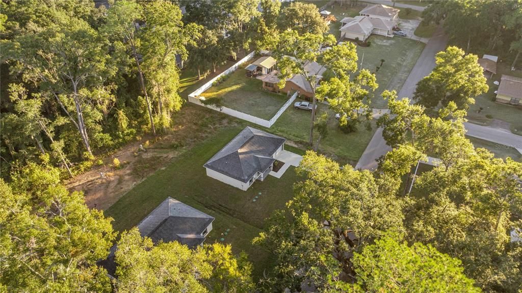 For Rent: $1,900 (3 beds, 2 baths, 1157 Square Feet)