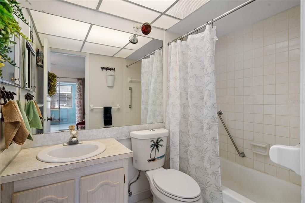 В аренду: $1,450 (1 спален, 1 ванн, 923 Квадратных фут)