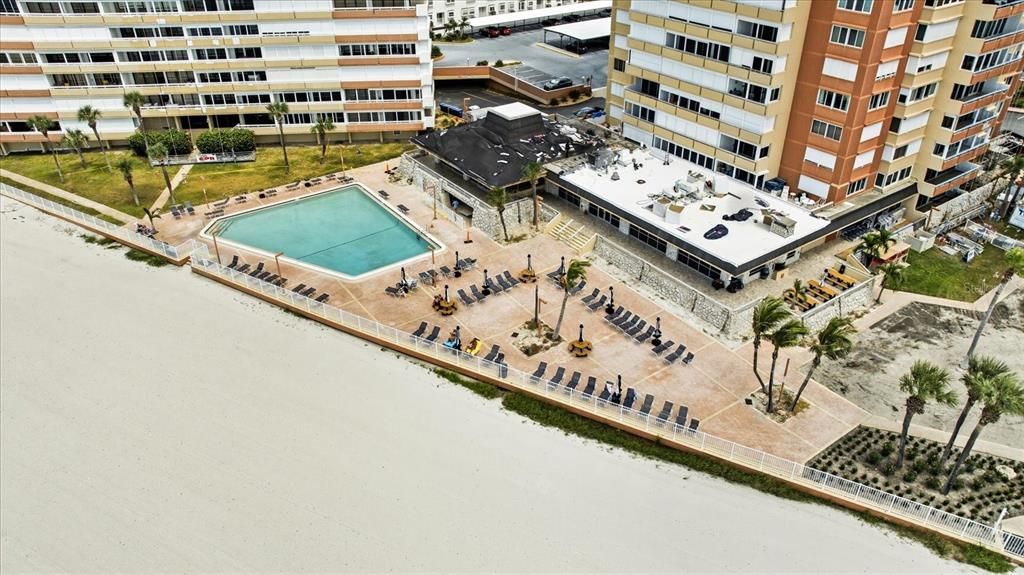 На продажу: $649,900 (2 спален, 2 ванн, 1165 Квадратных фут)