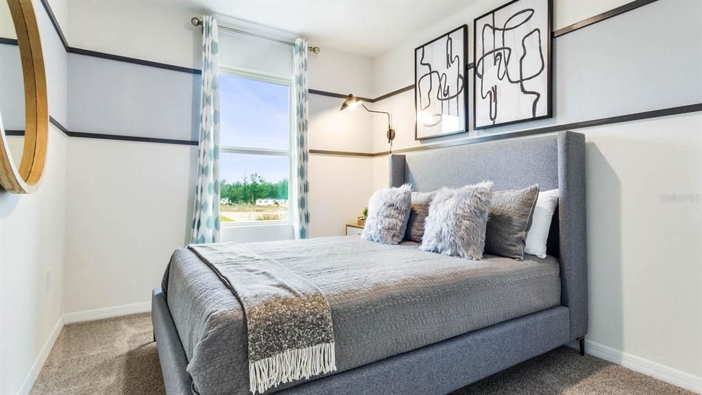 Active With Contract: $290,990 (3 beds, 2 baths, 1464 Square Feet)