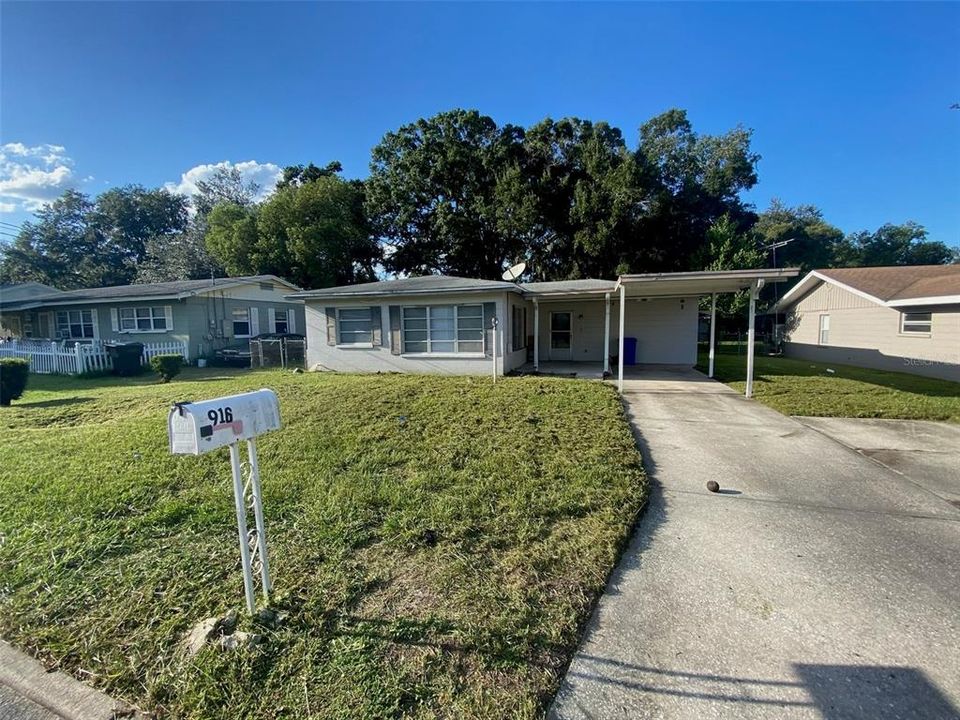 Recently Sold: $200,000 (3 beds, 2 baths, 1396 Square Feet)