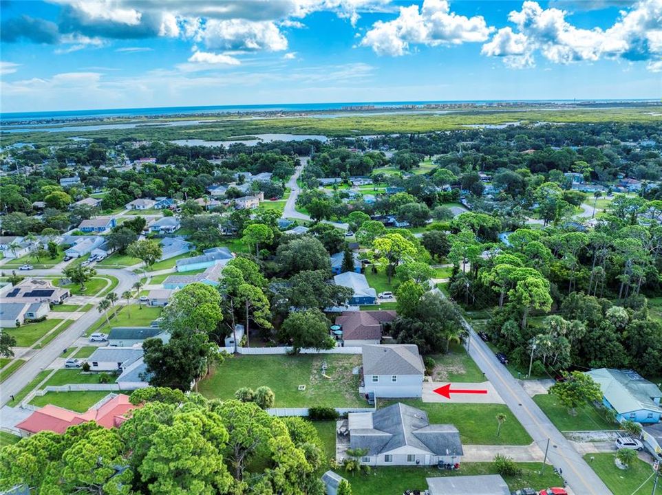 Active With Contract: $470,000 (6 beds, 3 baths, 2739 Square Feet)