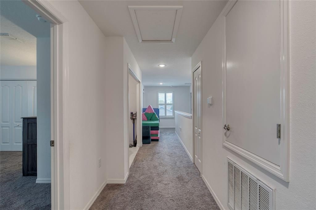 Active With Contract: $470,000 (6 beds, 3 baths, 2739 Square Feet)