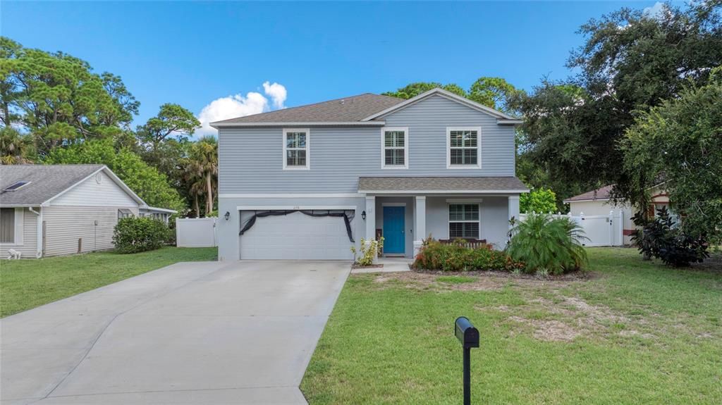 Active With Contract: $470,000 (6 beds, 3 baths, 2739 Square Feet)