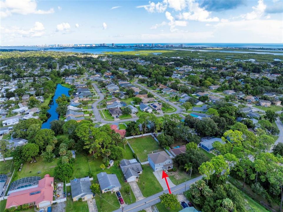 Active With Contract: $470,000 (6 beds, 3 baths, 2739 Square Feet)