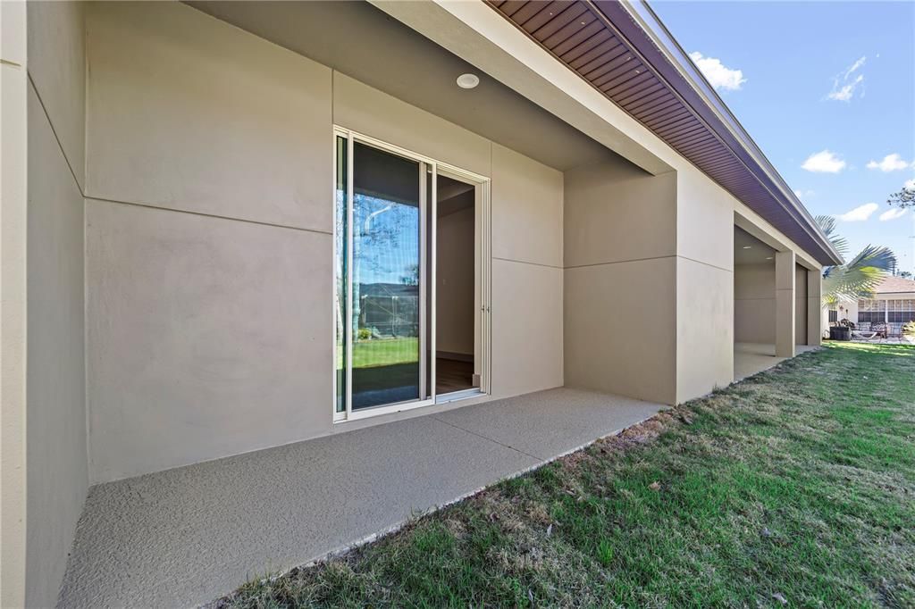 For Rent: $4,100 (4 beds, 3 baths, 2548 Square Feet)