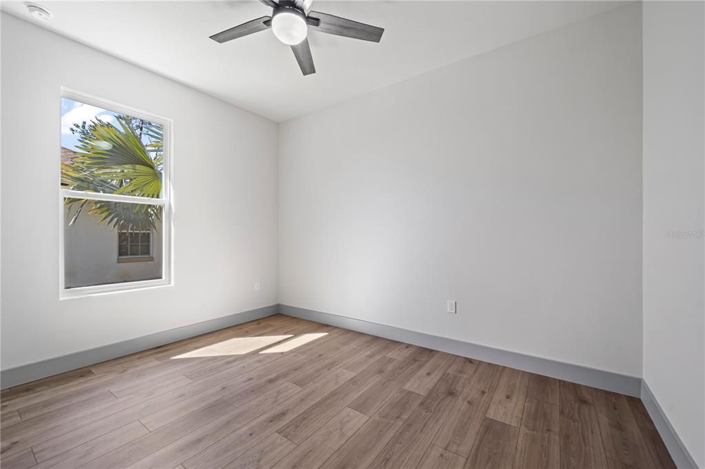 For Rent: $4,100 (4 beds, 3 baths, 2548 Square Feet)