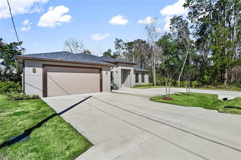 For Rent: $4,100 (4 beds, 3 baths, 2548 Square Feet)