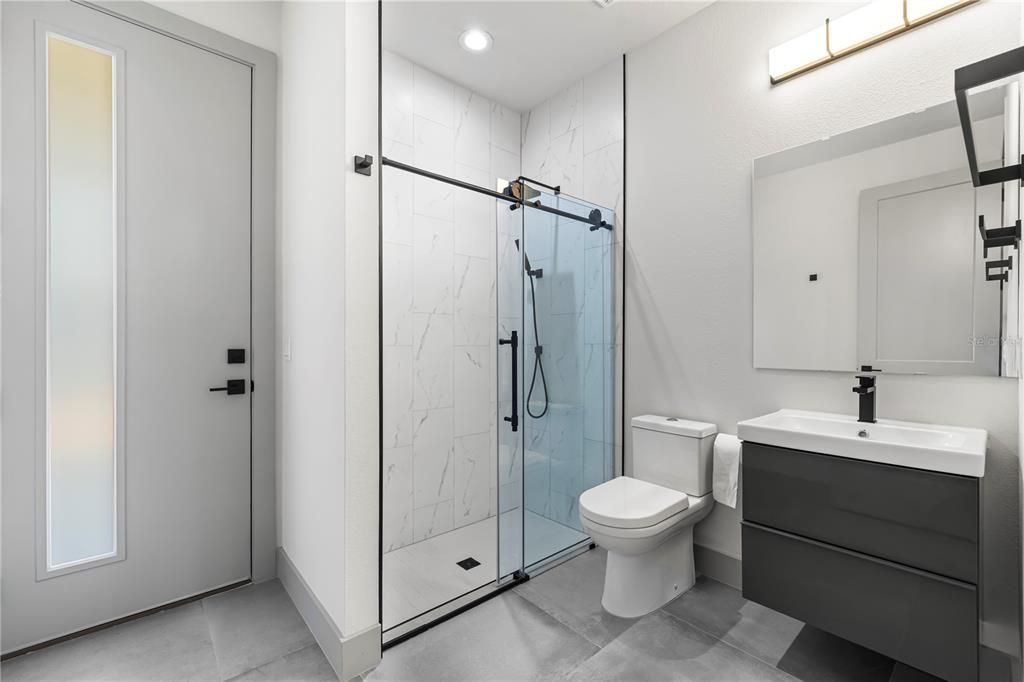 For Rent: $4,100 (4 beds, 3 baths, 2548 Square Feet)