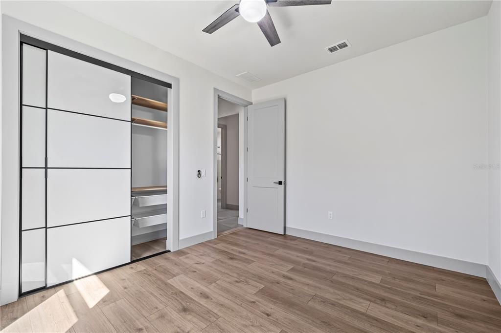 For Rent: $4,100 (4 beds, 3 baths, 2548 Square Feet)