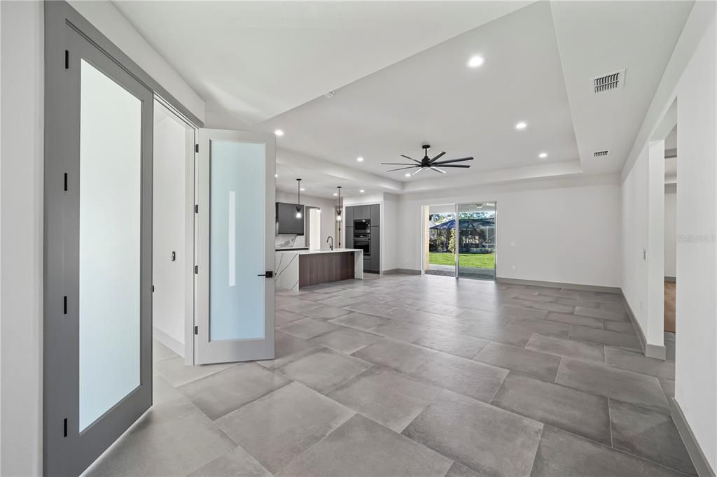 For Rent: $4,100 (4 beds, 3 baths, 2548 Square Feet)