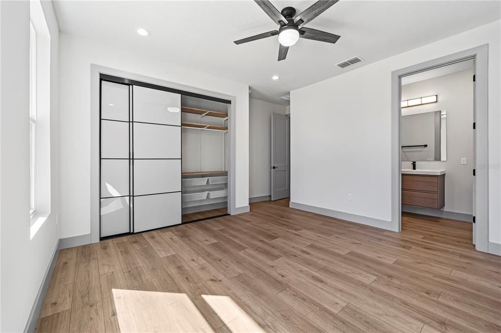 For Rent: $4,100 (4 beds, 3 baths, 2548 Square Feet)