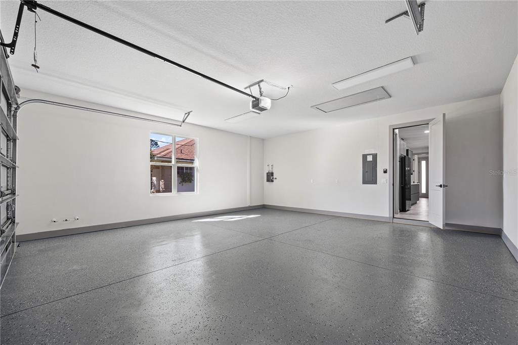 For Rent: $4,100 (4 beds, 3 baths, 2548 Square Feet)