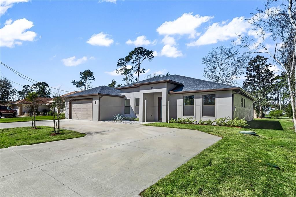 For Rent: $4,100 (4 beds, 3 baths, 2548 Square Feet)