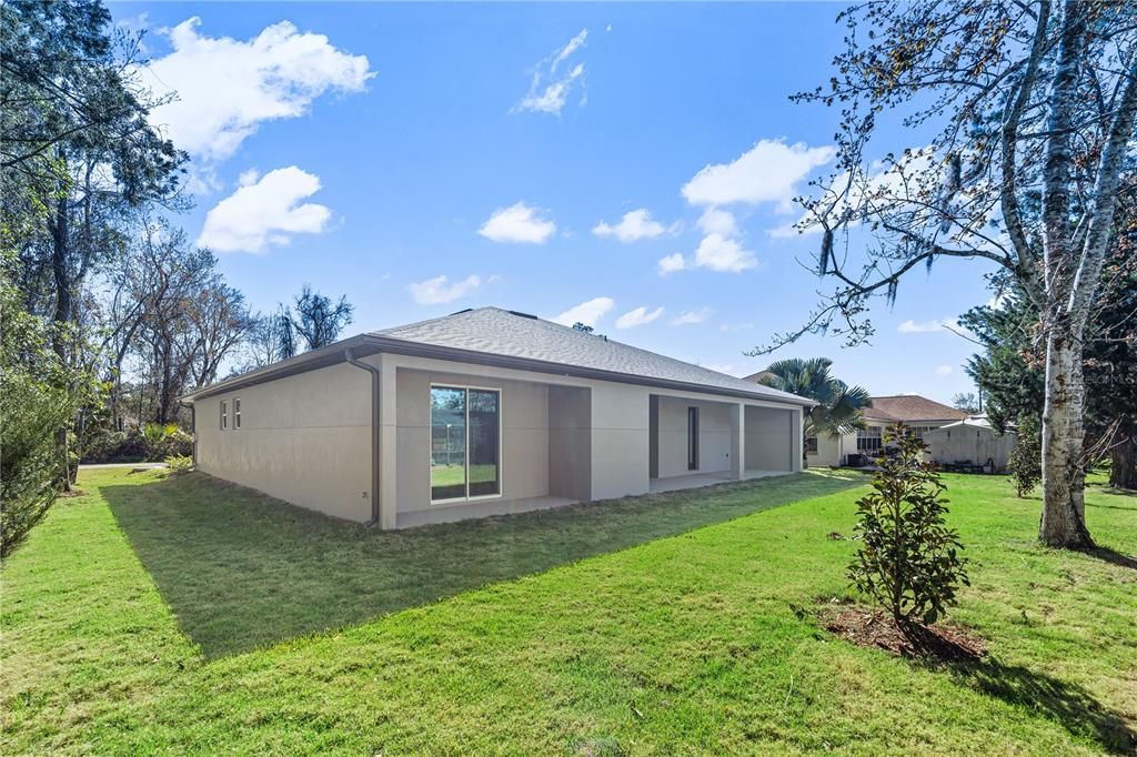 For Rent: $4,100 (4 beds, 3 baths, 2548 Square Feet)