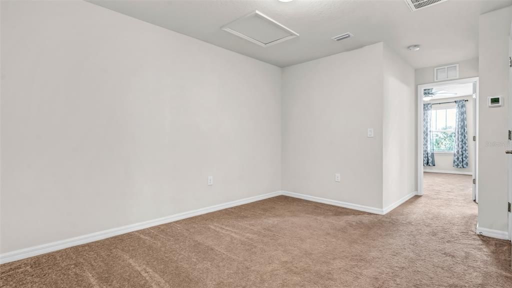 Active With Contract: $2,150 (2 beds, 2 baths, 1588 Square Feet)