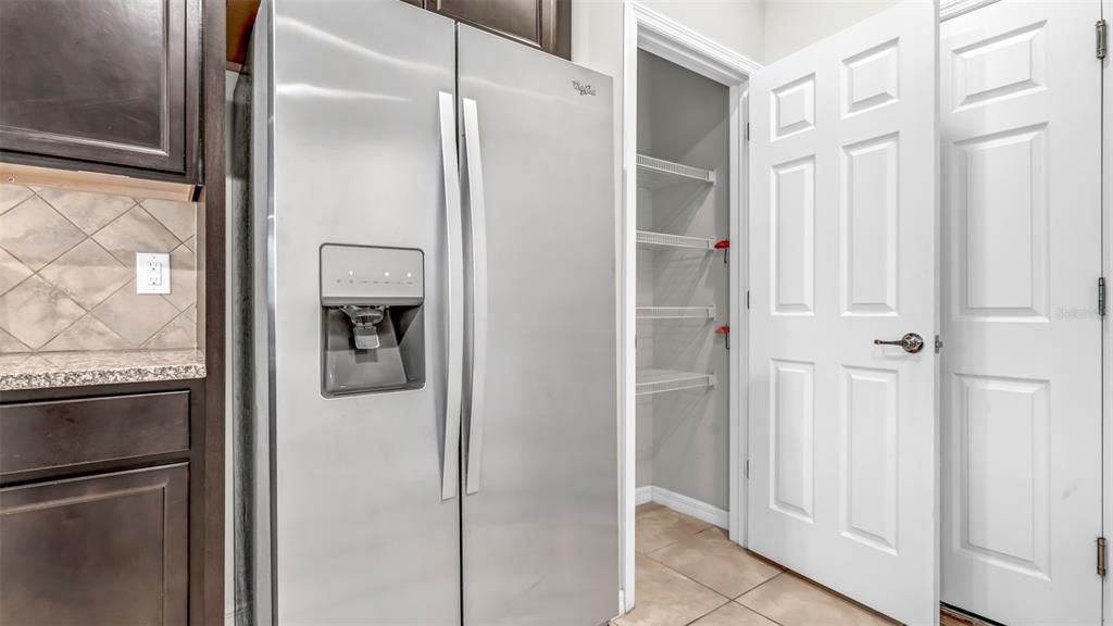Active With Contract: $2,150 (2 beds, 2 baths, 1588 Square Feet)