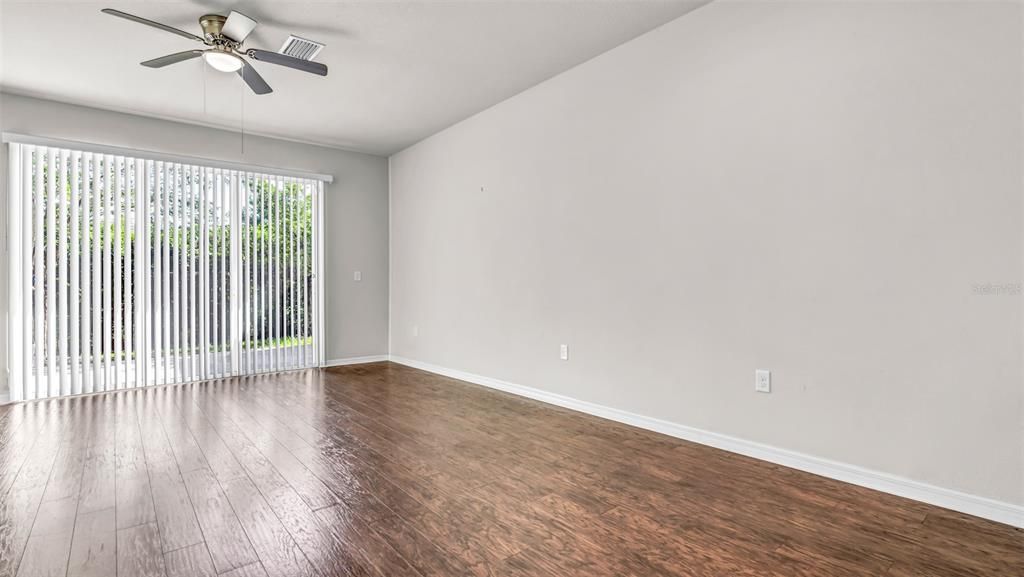 Active With Contract: $2,150 (2 beds, 2 baths, 1588 Square Feet)