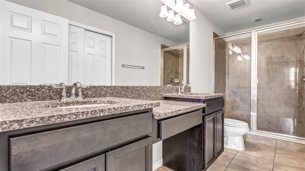 Active With Contract: $2,150 (2 beds, 2 baths, 1588 Square Feet)