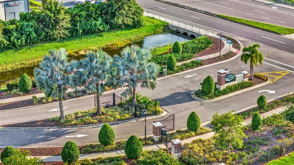 Active With Contract: $2,150 (2 beds, 2 baths, 1588 Square Feet)