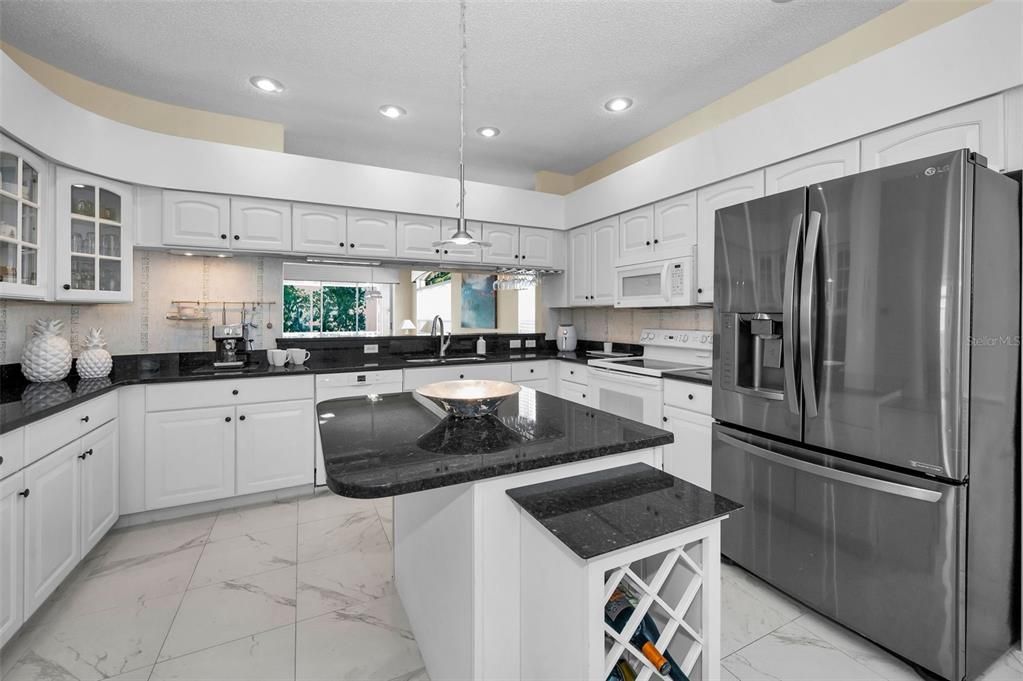 En Venta: $585,000 (3 camas, 2 baños, 1920 Pies cuadrados)