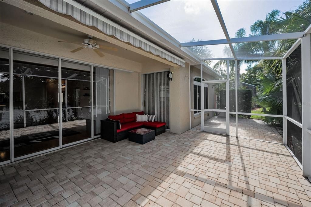 En Venta: $585,000 (3 camas, 2 baños, 1920 Pies cuadrados)