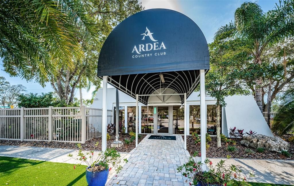 En Venta: $585,000 (3 camas, 2 baños, 1920 Pies cuadrados)