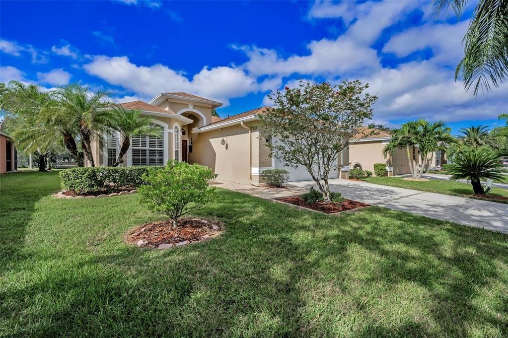 En Venta: $585,000 (3 camas, 2 baños, 1920 Pies cuadrados)