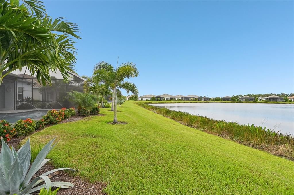 合同活跃: $985,000 (3 贝兹, 3 浴室, 2485 平方英尺)