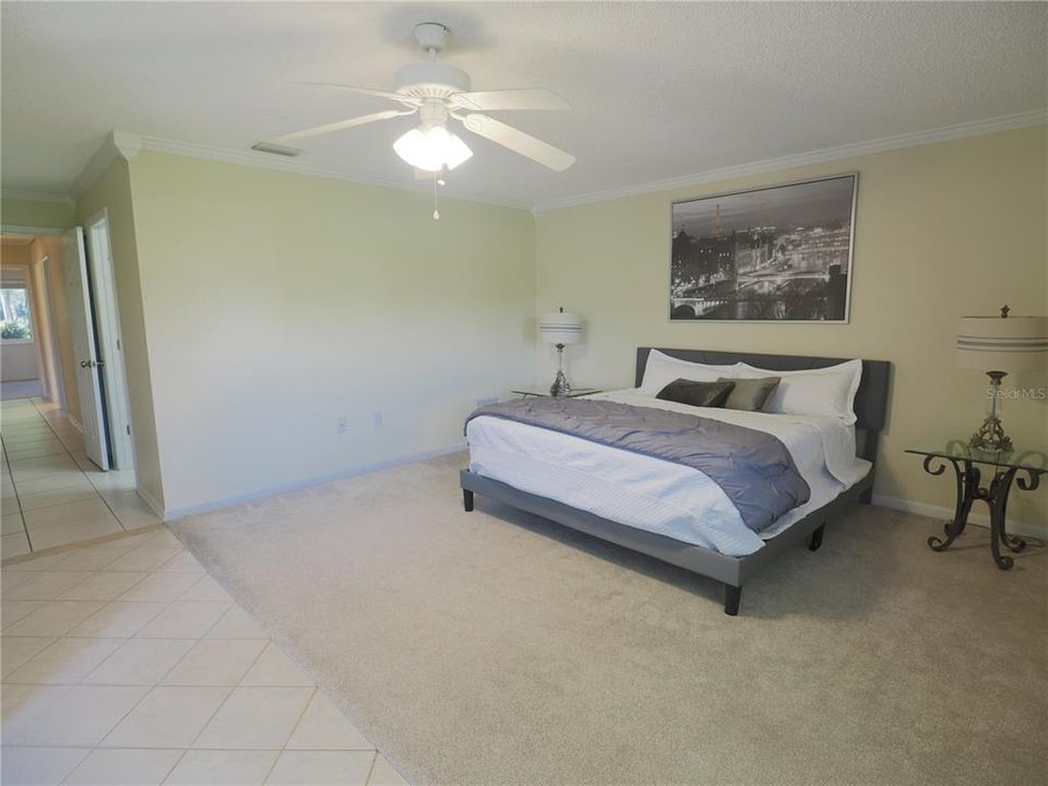 En Venta: $725,000 (3 camas, 2 baños, 2061 Pies cuadrados)