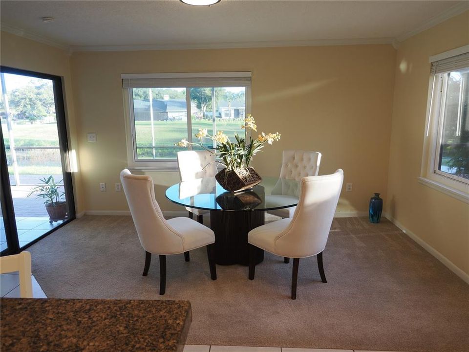 En Venta: $725,000 (3 camas, 2 baños, 2061 Pies cuadrados)