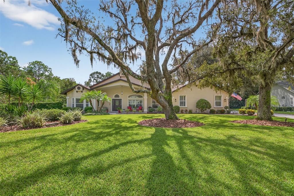 For Sale: $895,000 (4 beds, 3 baths, 2894 Square Feet)