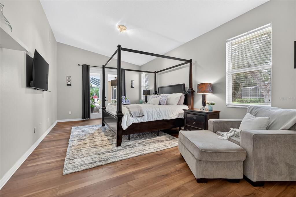 For Sale: $895,000 (4 beds, 3 baths, 2894 Square Feet)