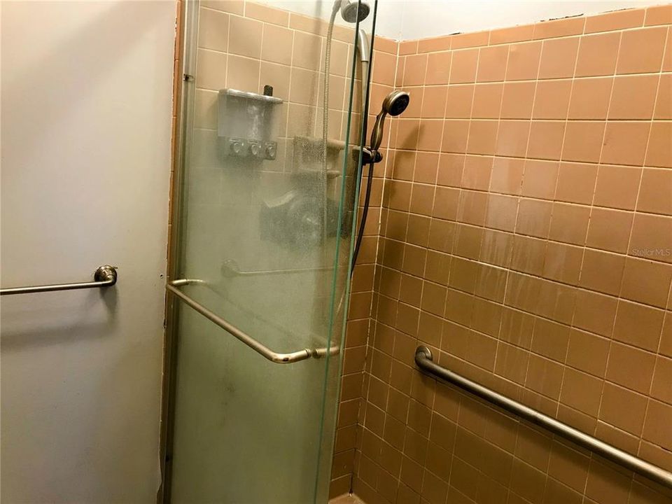 待售: $265,000 (3 贝兹, 2 浴室, 1424 平方英尺)