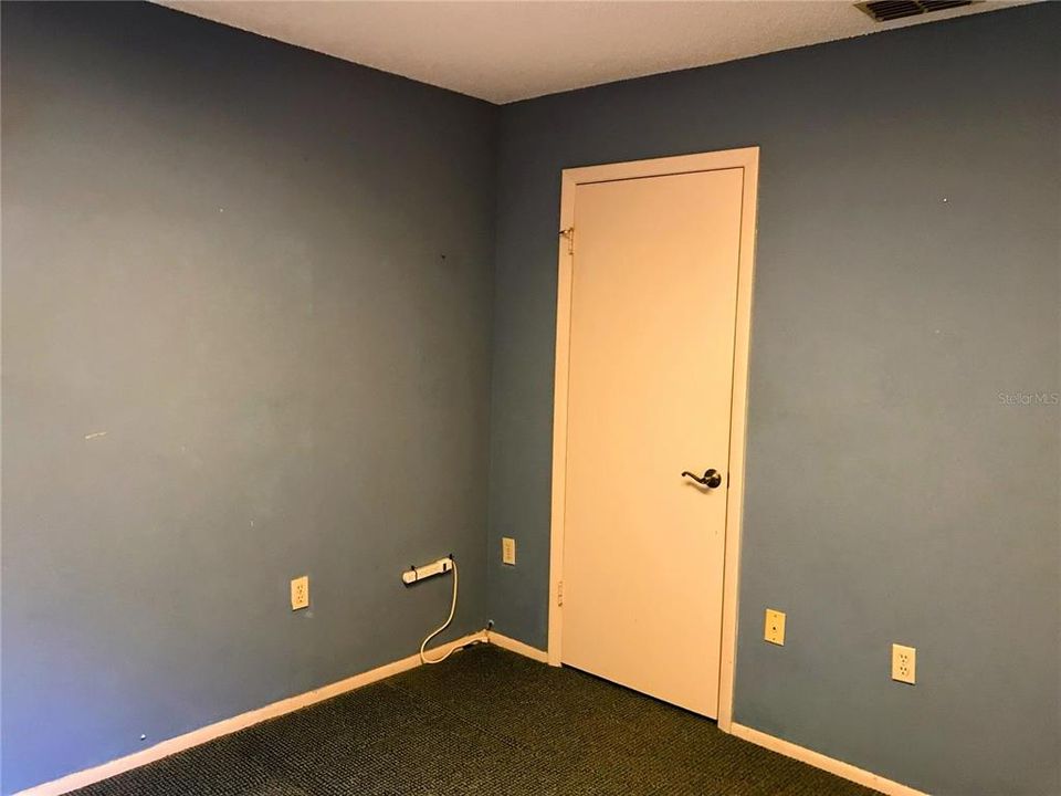 待售: $265,000 (3 贝兹, 2 浴室, 1424 平方英尺)