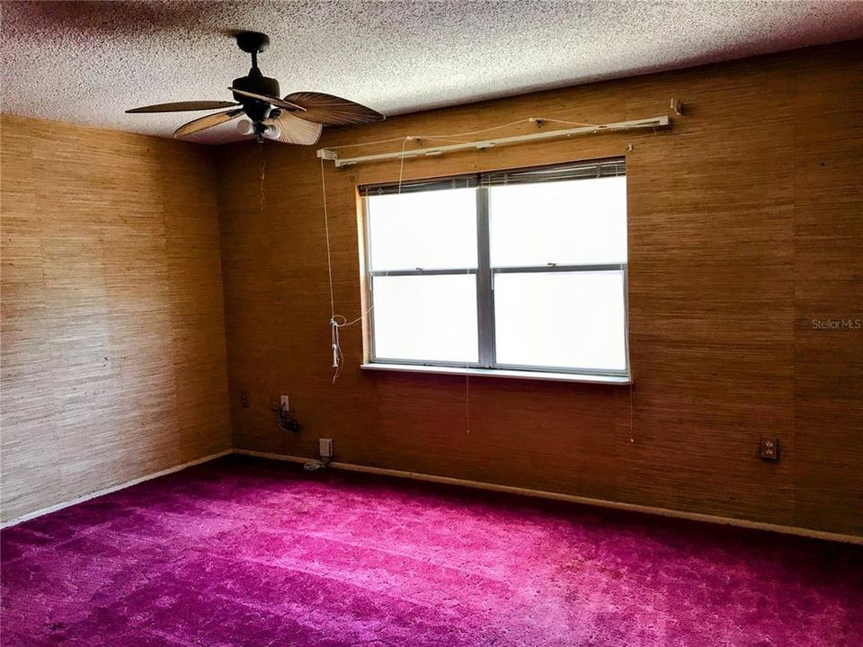 待售: $265,000 (3 贝兹, 2 浴室, 1424 平方英尺)