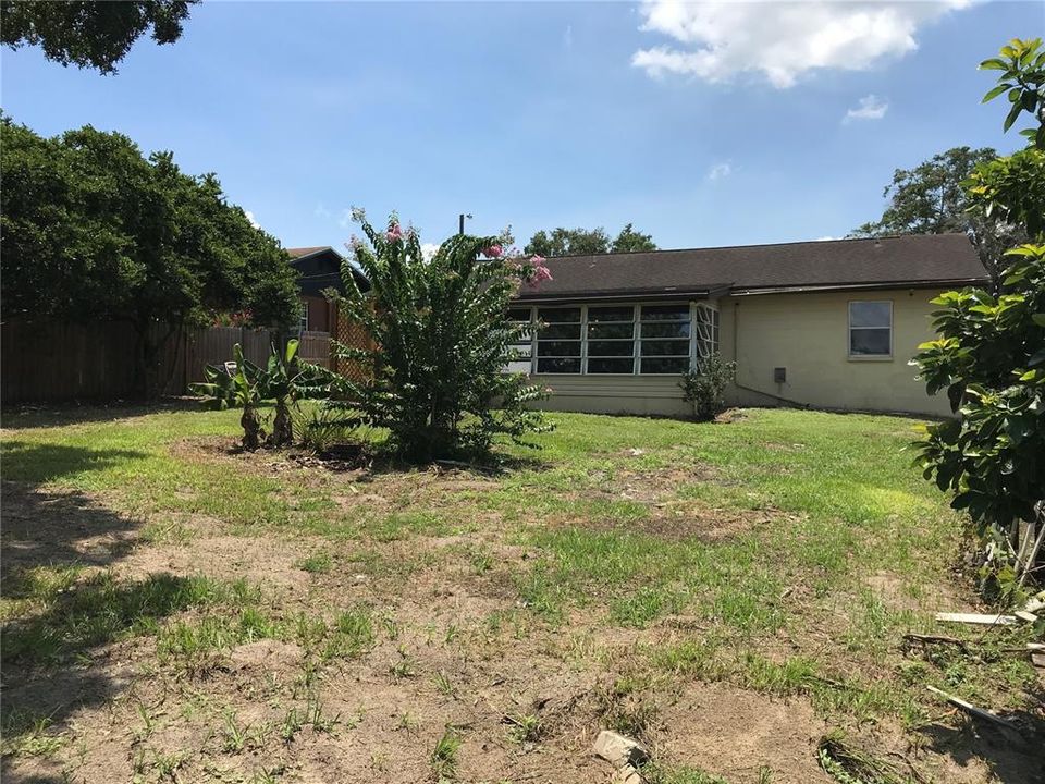 待售: $265,000 (3 贝兹, 2 浴室, 1424 平方英尺)