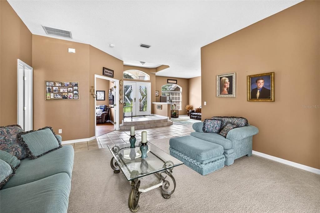 待售: $725,000 (4 贝兹, 3 浴室, 2910 平方英尺)