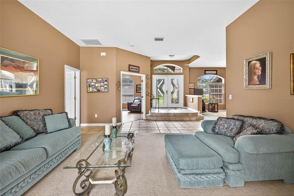 待售: $725,000 (4 贝兹, 3 浴室, 2910 平方英尺)