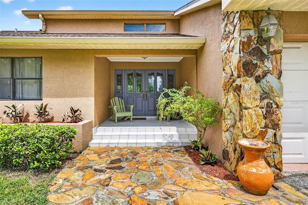 На продажу: $750,000 (5 спален, 3 ванн, 3413 Квадратных фут)