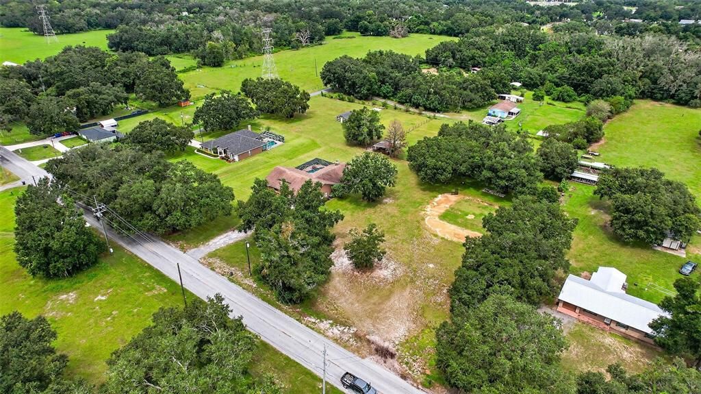 На продажу: $750,000 (5 спален, 3 ванн, 3413 Квадратных фут)