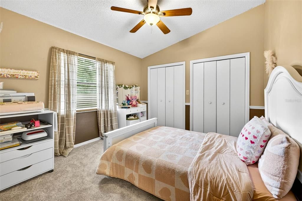 На продажу: $750,000 (5 спален, 3 ванн, 3413 Квадратных фут)