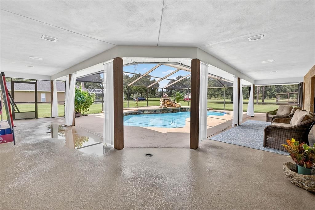 На продажу: $750,000 (5 спален, 3 ванн, 3413 Квадратных фут)