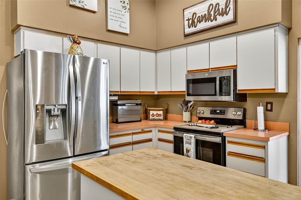 На продажу: $750,000 (5 спален, 3 ванн, 3413 Квадратных фут)