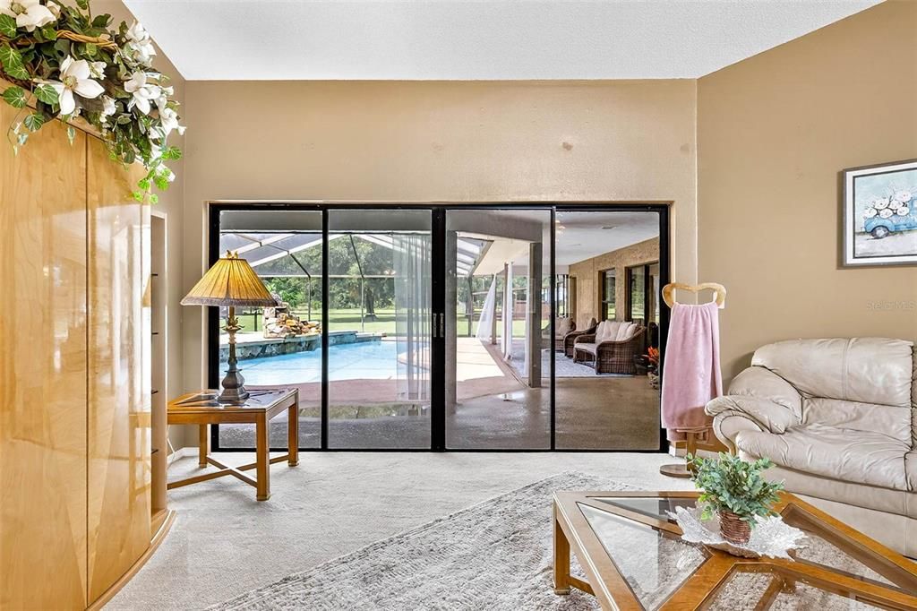 На продажу: $750,000 (5 спален, 3 ванн, 3413 Квадратных фут)